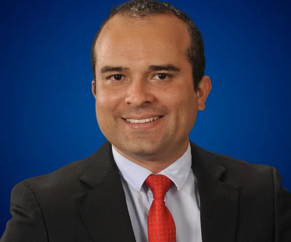 Sergio Rey — Conferencista de Inteligencia Artificial y Futuro del Trabajo Automatizacion Empresarial