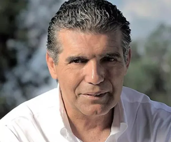 Carlitos Páez — Conferencista de Motivación