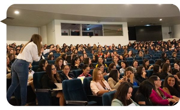 Barbara Contreras, conferencista para eventos corporativos sobre Innovación en Liderazgo